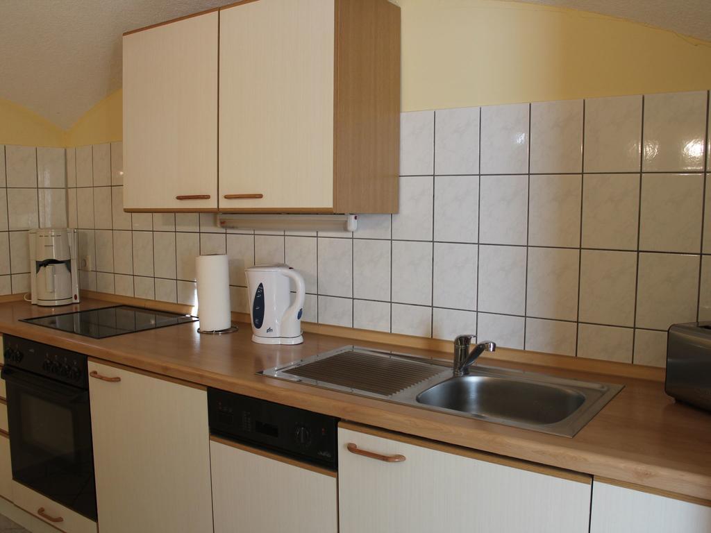 Comfy Apartment In Weissig With Garden Екстериор снимка